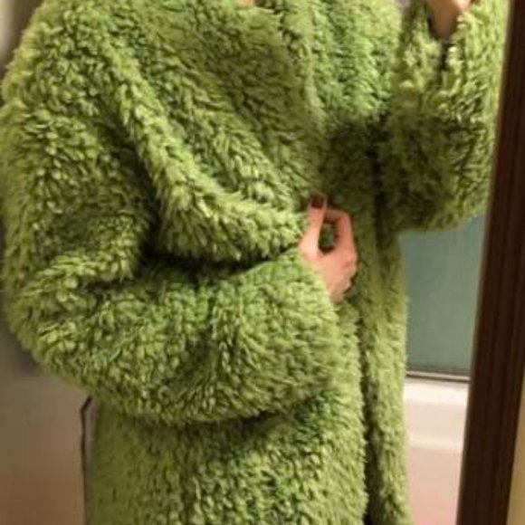 Green glamorous vegan fur teddy coat - Picture 7 of 9